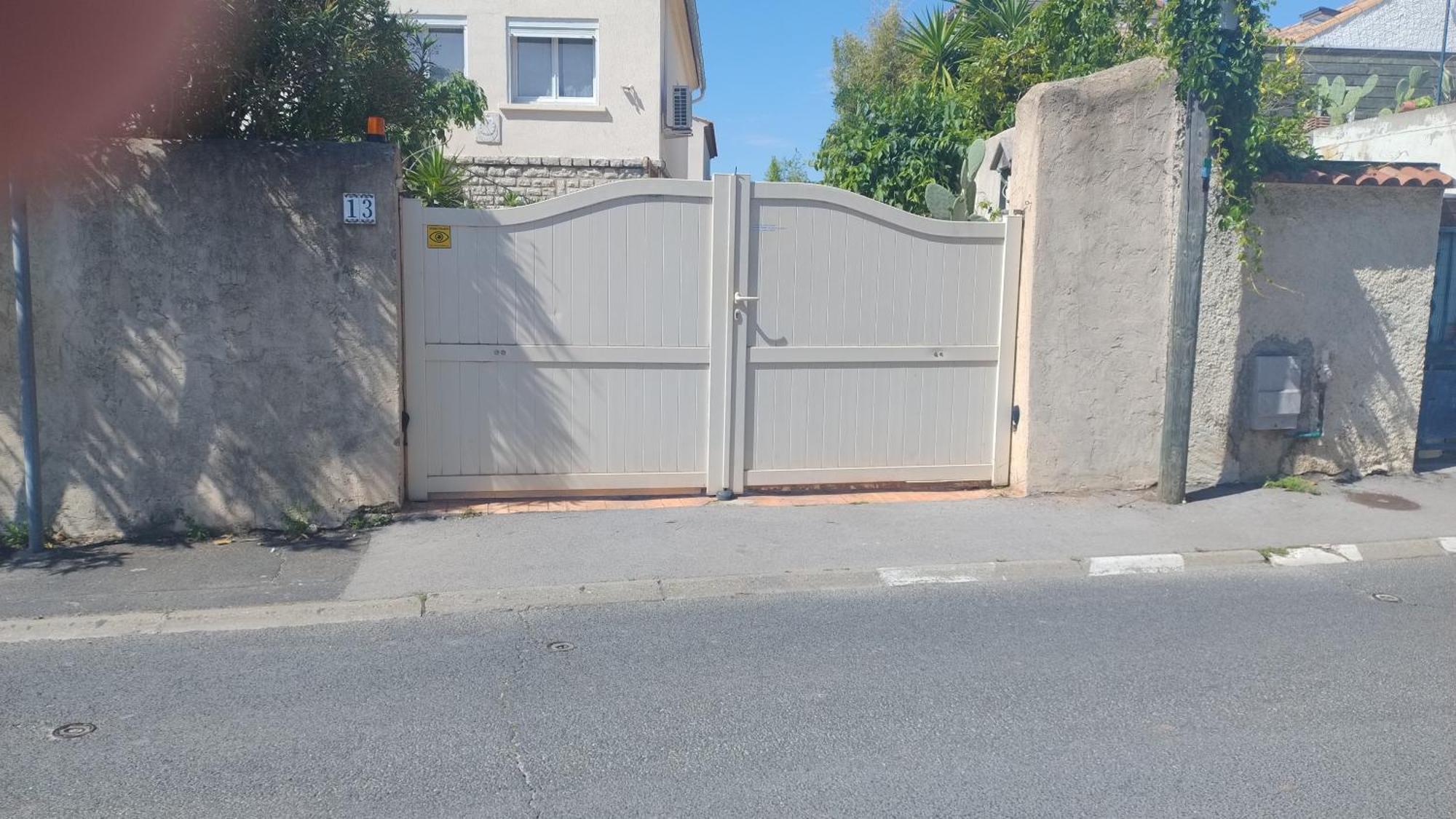 Appartement Entre Mer Et Gardiole Frontignan Exterior photo