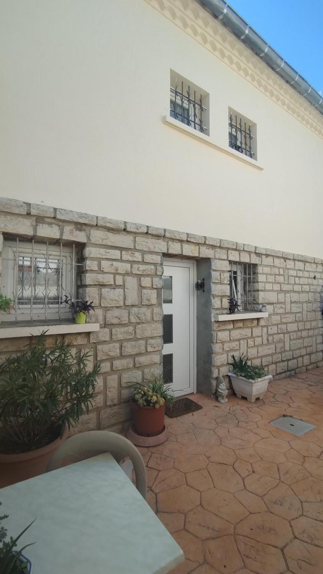 Appartement Entre Mer Et Gardiole Frontignan Exterior photo